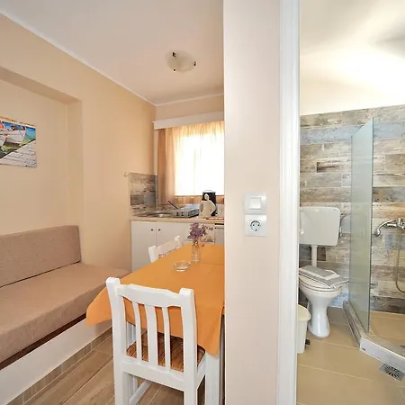 Byron Apartament *
