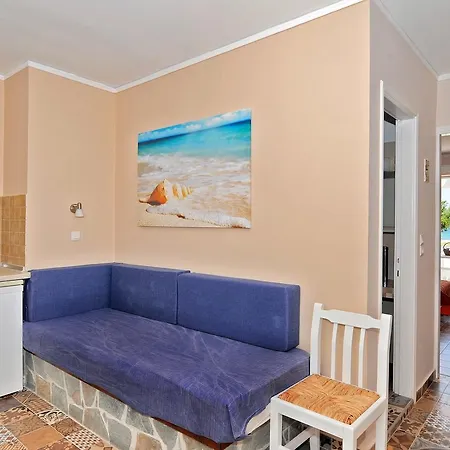 Byron Apartment