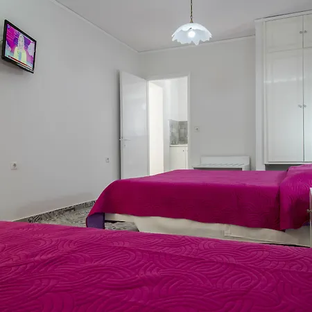 Byron Apartment *
